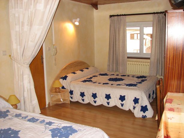 Imagen del bar/restaurante del Hotel Hôtel Du Lièvre Blanc. Foto 2