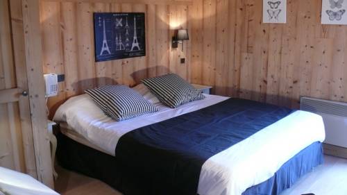 Imagen de la habitación del Hotel H&ocirc;tel Du Mont-charvin. Foto 12