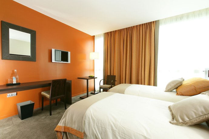 Imagen de la habitación del Hotel H&ocirc;tel Du Pasino. Foto 8