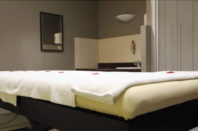 Imagen de los interiores del Hotel H&ocirc;tel Du Pasino. Foto 14