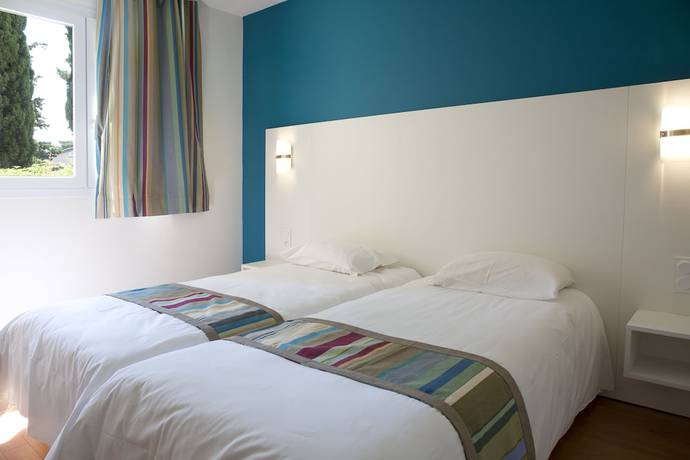 Imagen de la habitación del Hotel H&ocirc;tel Du Village Catalan. Foto 8