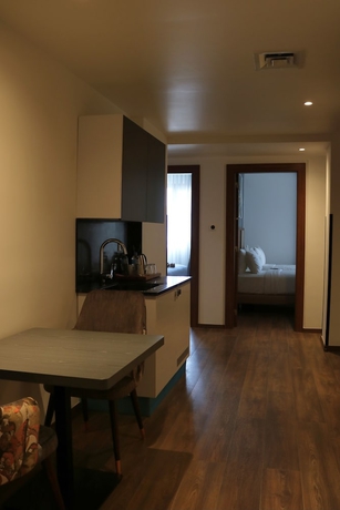 Imagen de la habitación del Hotel H&ocirc;tel EL AZIZ INN. Foto 9