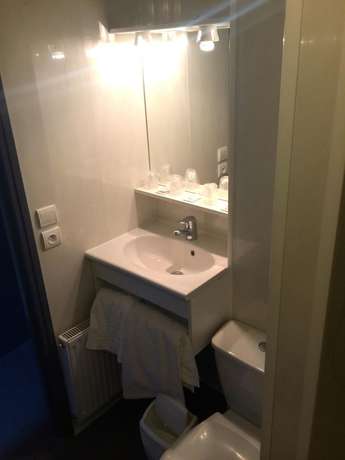 Imagen de la habitación del Hotel H&ocirc;tel Eco. Foto 6