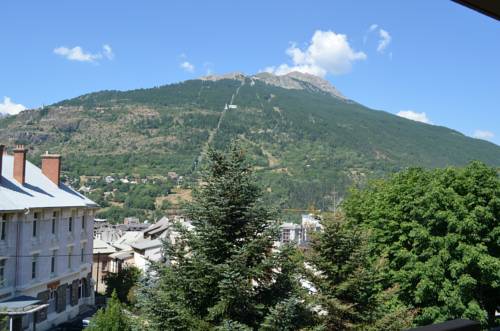 Imagen de la habitación del Hotel H&ocirc;tel Edelweiss, Alpes Franceses. Foto 4