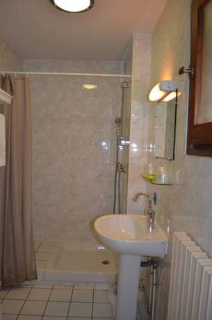 Imagen de la habitación del Hotel H&ocirc;tel Edelweiss, Alpes Franceses. Foto 15