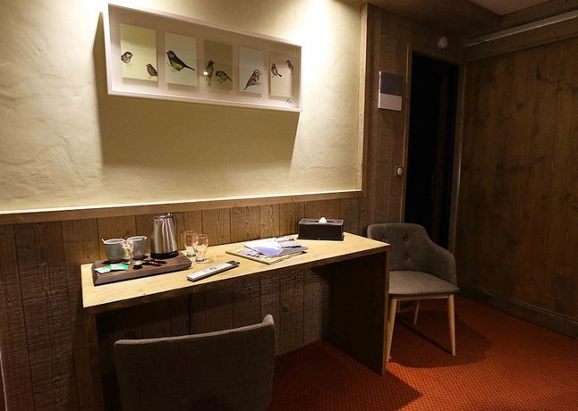 Imagen de la habitación del Hotel H&ocirc;tel Edelweiss. Foto 16