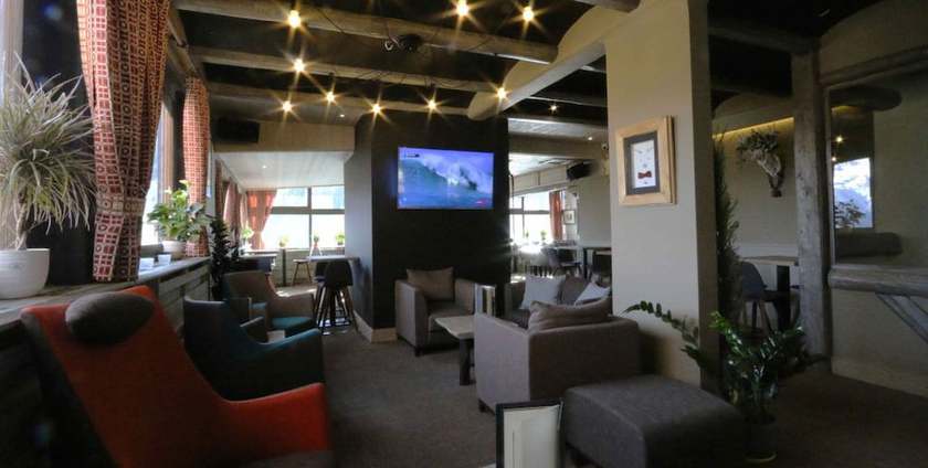 Imagen de los interiores del Hotel H&ocirc;tel Edelweiss. Foto 20