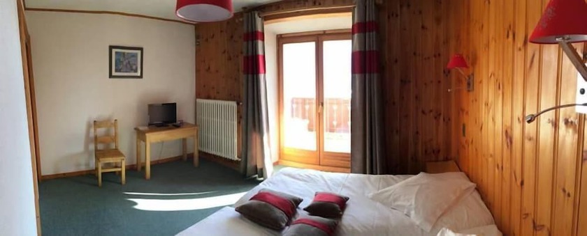 Imagen de la habitación del Hotel H&ocirc;tel Edelweiss, La Piaz. Foto 10