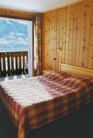 Imagen de la habitación del Hotel H&ocirc;tel Edelweiss, La Piaz. Foto 12