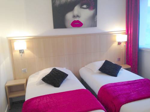 Imagen de la habitación del Hotel H&ocirc;tel Eden, Neufch&acirc;teau. Foto 4