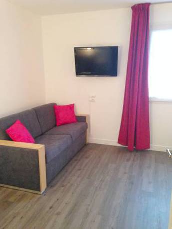 Imagen de la habitación del Hotel H&ocirc;tel Eden, Neufch&acirc;teau. Foto 7