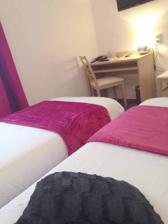 Imagen de la habitación del Hotel H&ocirc;tel Eden, Neufch&acirc;teau. Foto 8
