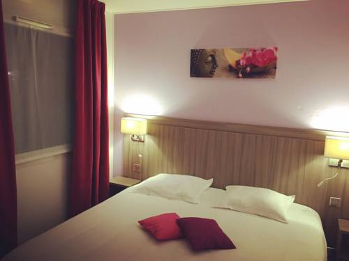 Imagen de la habitación del Hotel H&ocirc;tel Eden, Neufch&acirc;teau. Foto 11
