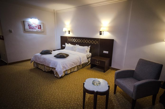 Imagen de la habitación del Hotel H&ocirc;tel El Bey. Foto 5