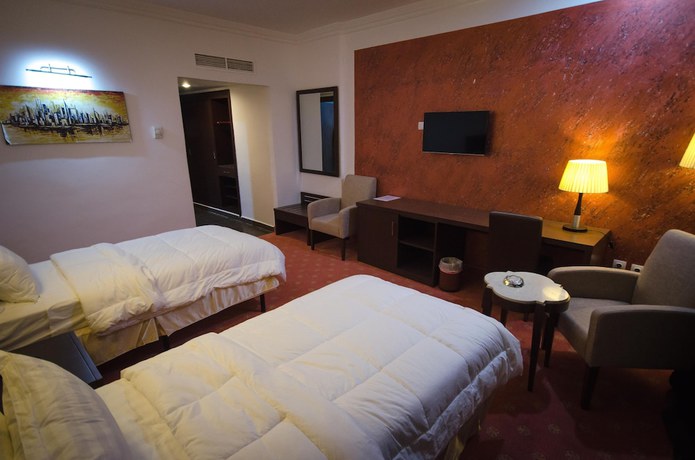 Imagen de la habitación del Hotel H&ocirc;tel El Bey. Foto 13