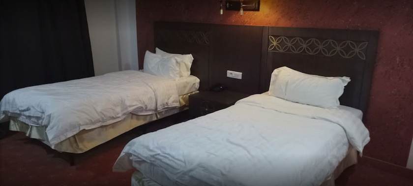 Imagen de la habitación del Hotel H&ocirc;tel El Bey. Foto 14
