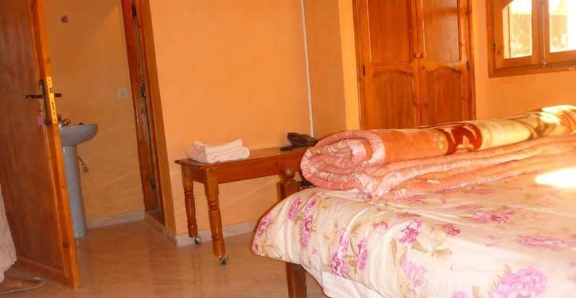 Imagen de la habitación del Hotel H&ocirc;tel El Fayja. Foto 7