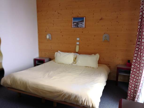 Imagen de la habitación del Hotel Hôtel Espace. Foto 10