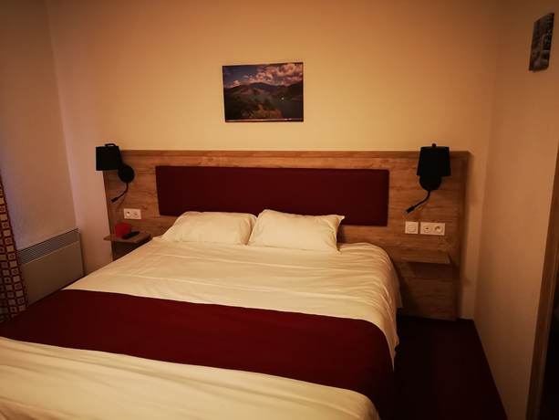 Imagen de la habitación del Hotel Hôtel Espace. Foto 18