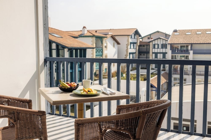 Imagen de la habitación del Hotel Hôtel Et Spa Serge Blanco. Foto 15