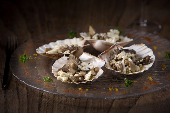 Imagen del bar/restaurante del Hotel H&ocirc;tel Etch&eacute;ma&iuml;t&eacute;. Foto 6