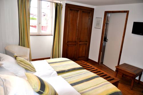 Imagen de la habitación del Hotel H&ocirc;tel Euzkadi. Foto 16