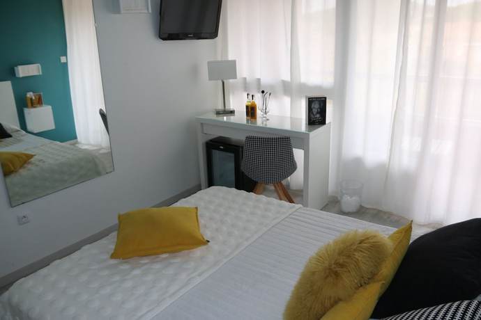 Imagen de la habitación del Hotel H&ocirc;tel Eve. Foto 5