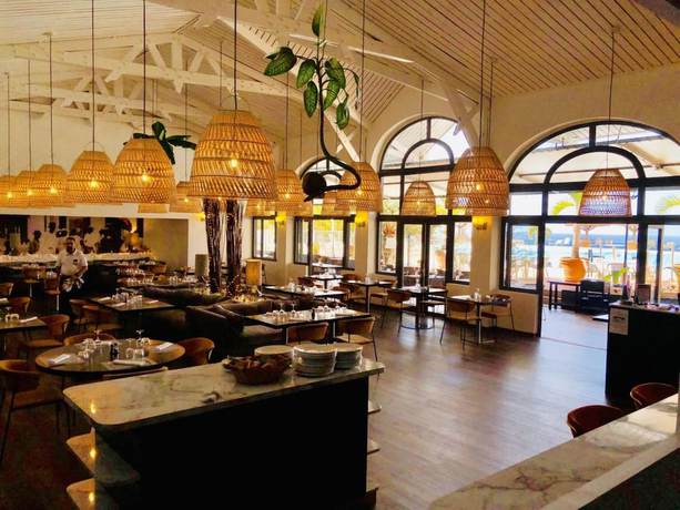 Imagen del bar/restaurante del Hotel Hôtel Exsel Créolia. Foto 4