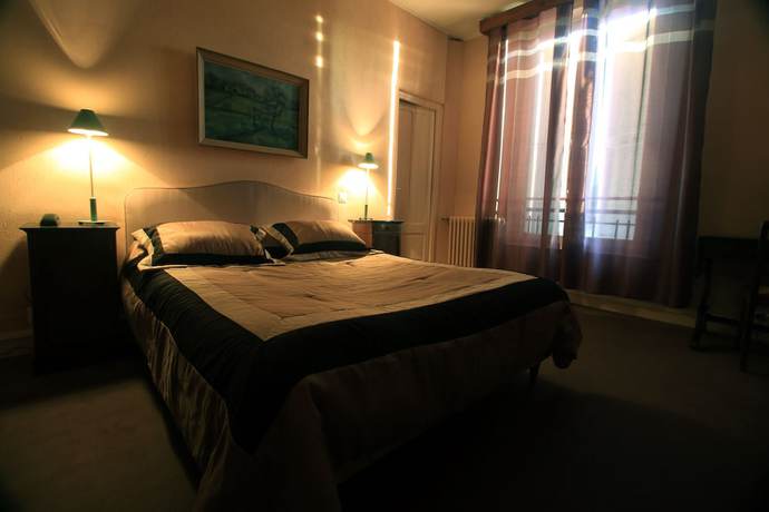 Imagen de la habitación del Hotel Hôtel Eychenne. Foto 5