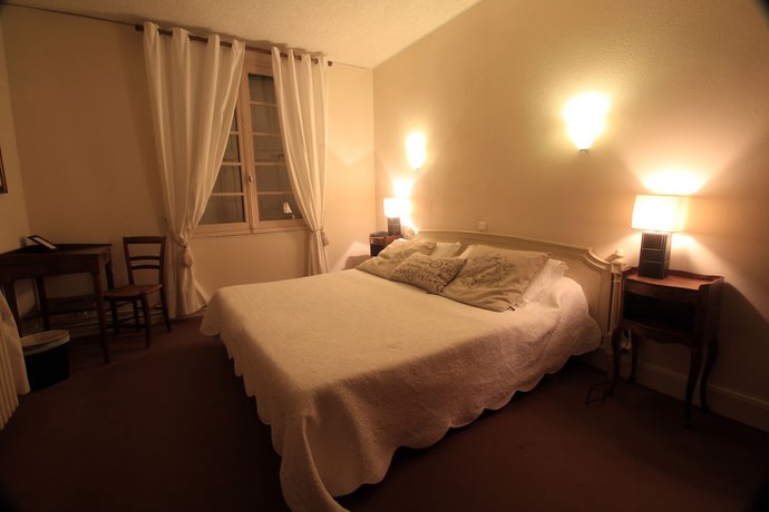 Imagen de la habitación del Hotel Hôtel Eychenne. Foto 15