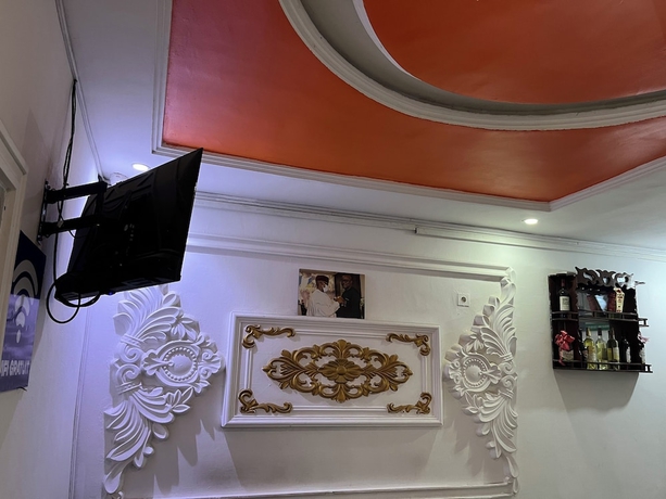 Imagen de los interiores del Hotel H&ocirc;tel Famigni. Foto 12