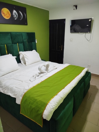Imagen de la habitación del Hotel H&ocirc;tel Famigni. Foto 7