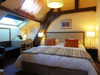 Imagen de los exteriores del Hotel H&ocirc;tel Ferme De La Raterie. Foto 9