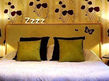 Imagen de los interiores del Hotel H&ocirc;tel Ferme De La Raterie. Foto 15