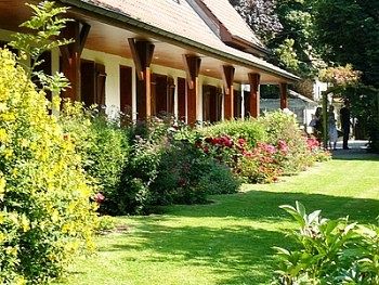 Imagen de los exteriores del Hotel H&ocirc;tel Ferme De La Raterie. Foto 12