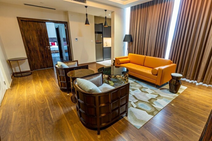 Imagen general del Hotel H&ocirc;tel Fleur De Lys Point E. Foto 4