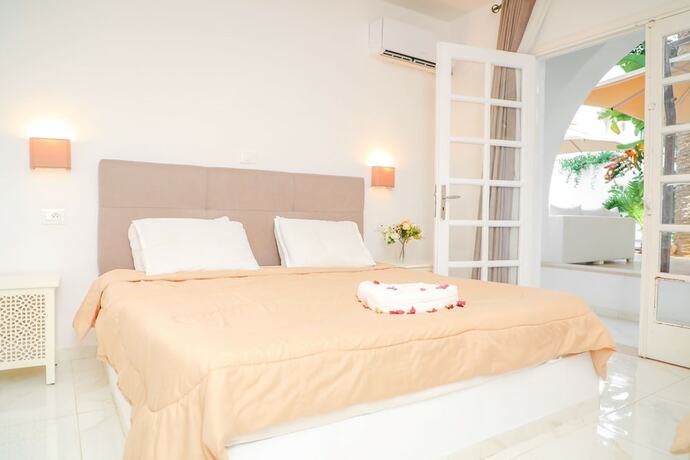 Imagen de la habitación del Hotel H&ocirc;tel GA&Iuml;A. Foto 19