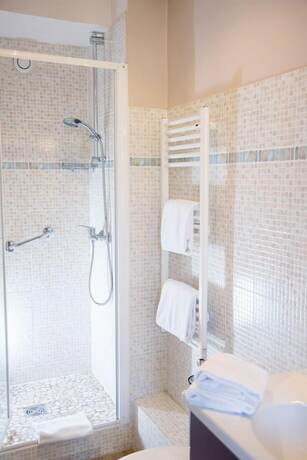 Imagen general del Hotel H&ocirc;tel Gallia, AIX LES BAINS. Foto 3