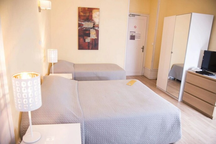 Imagen general del Hotel H&ocirc;tel Gallia, AIX LES BAINS. Foto 11