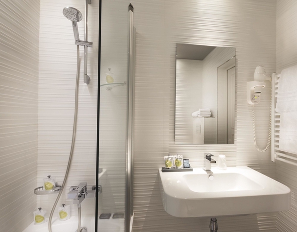 Imagen de la habitación del Hotel Hôtel Garance. Foto 10