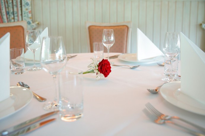 Imagen del bar/restaurante del Hotel H&ocirc;tel Gruber, Steinheim. Foto 5