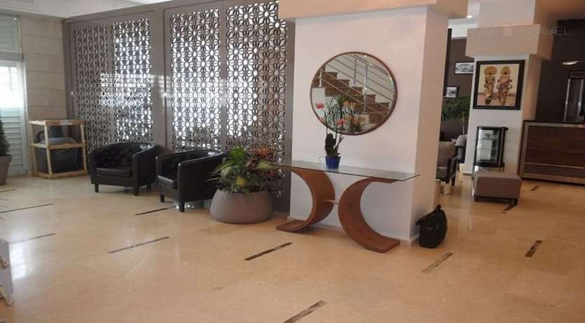 Imagen de los interiores del Hotel H&ocirc;tel Hadil. Foto 15