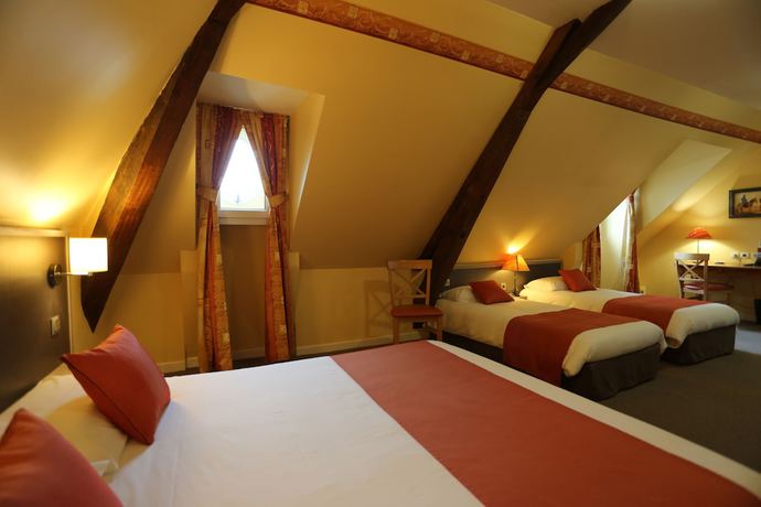 Imagen de la habitación del Hotel H&ocirc;tel Henri IV, COUTRAS. Foto 6
