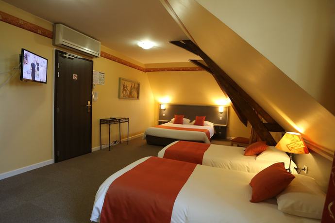 Imagen de la habitación del Hotel H&ocirc;tel Henri IV, COUTRAS. Foto 18
