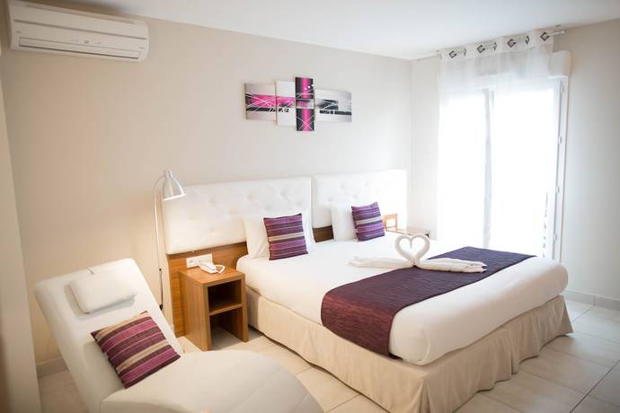 Imagen de la habitación del Hotel H&ocirc;tel Holidays and Work. Foto 8