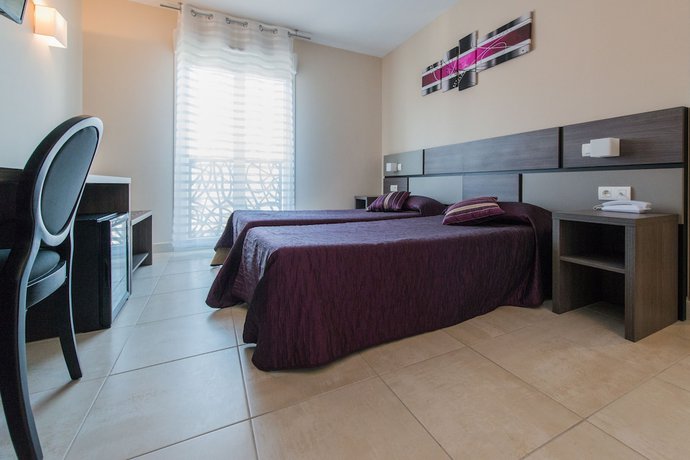 Imagen de la habitación del Hotel H&ocirc;tel Holidays and Work. Foto 9