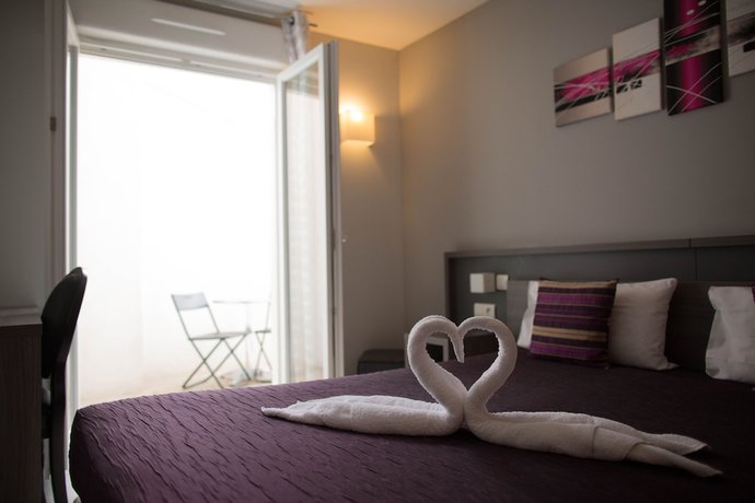 Imagen de la habitación del Hotel H&ocirc;tel Holidays and Work. Foto 12