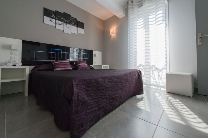 Imagen de la habitación del Hotel H&ocirc;tel Holidays and Work. Foto 14