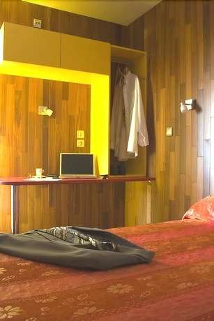Imagen de la habitación del Hotel H&ocirc;tel Horus. Foto 6