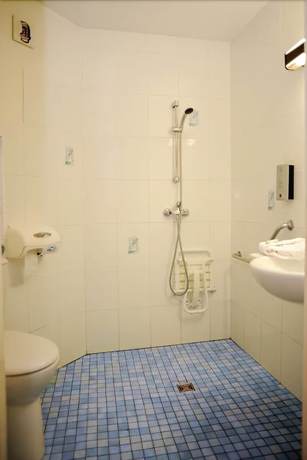 Imagen de la habitación del Hotel H&ocirc;tel Horus. Foto 17
